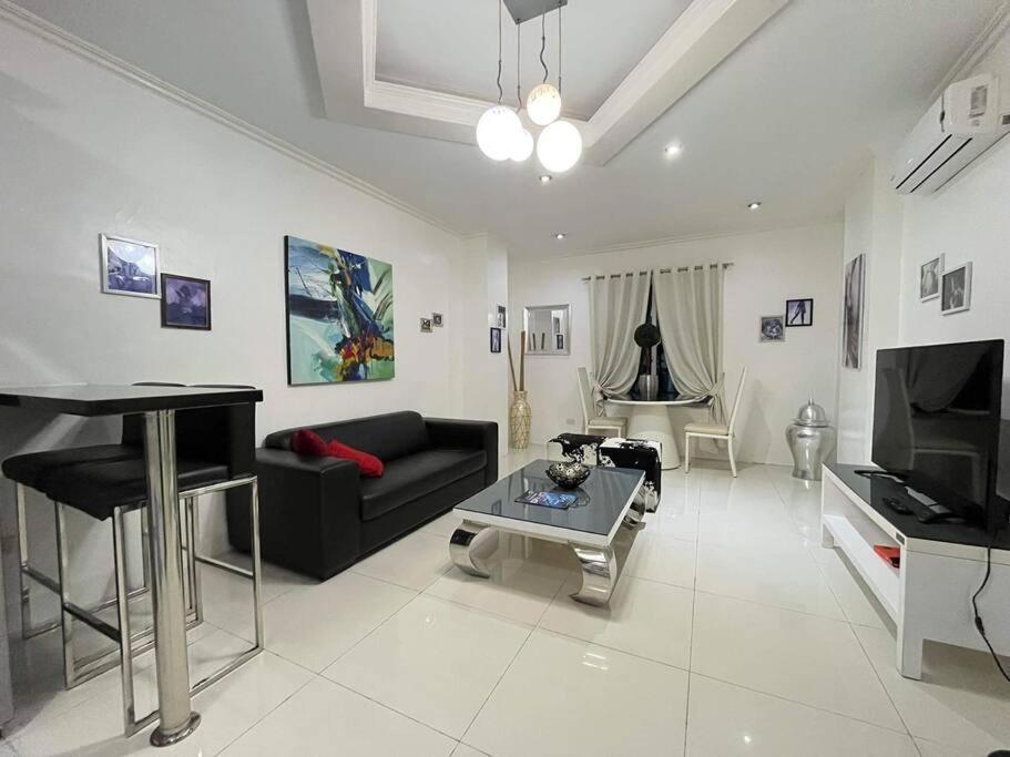Kandi Big 1 Bedroom King Bed, Free Housekeeping, Wi-Fi Анхелес Екстер'єр фото